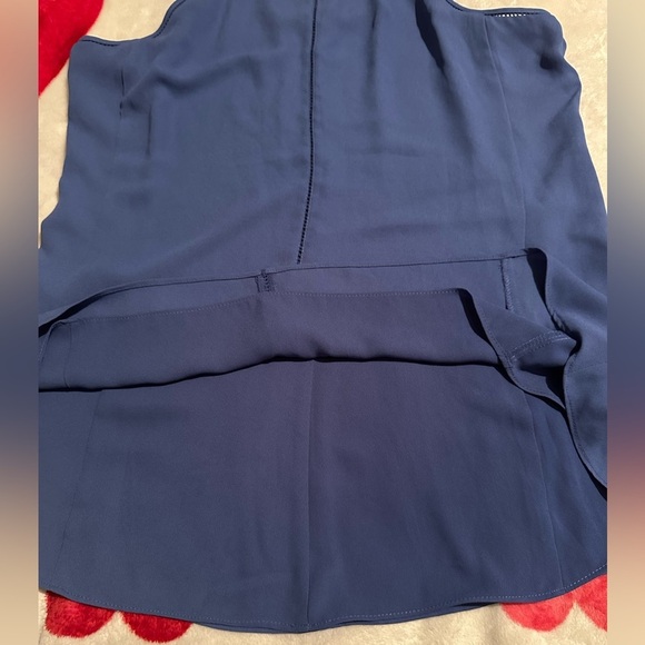 NWOT White House Black Market Women's Ladder Trim Top High Low Lightweight - Picture 11 of 11